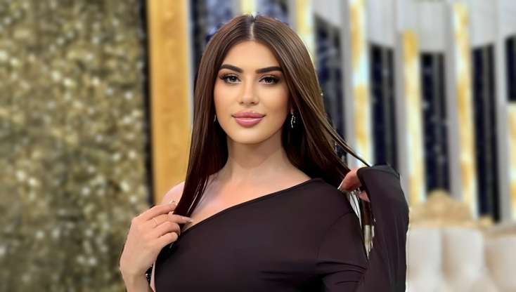 Müğənni Nəfəsin bacısı oxumağa başladı - FOTO