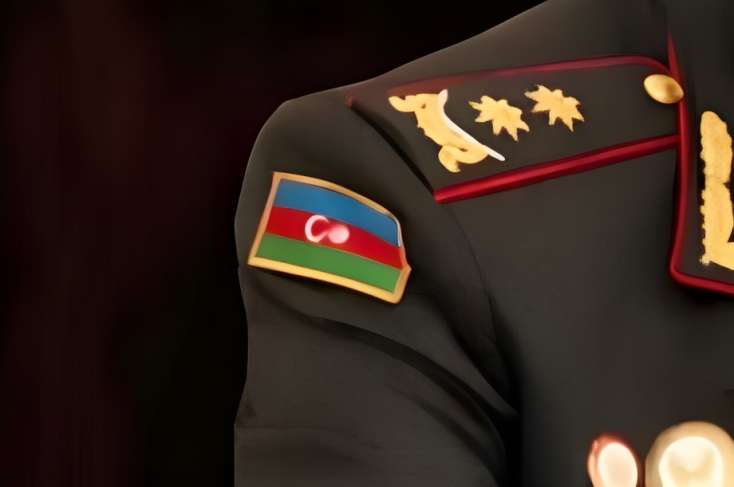 General yüksək vəzifəsindən azad edildi - FOTO