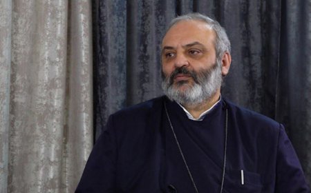 Kilsə Paşinyana qarşı: - Hakimiyyətə kimi gətirmək istədikləri bəlli oldu