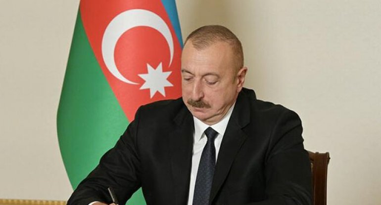 Prezident İlham Əliyev hərbi qulluqçuları təltif edib