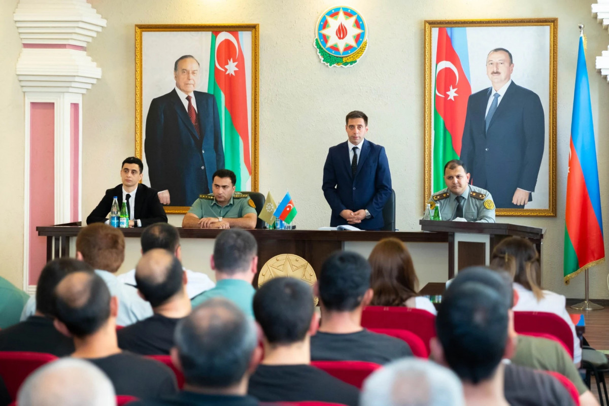 Həbsdən azad olunmasına 3 ay qalmış məhkumlarla görüş keçirilib - FOTO