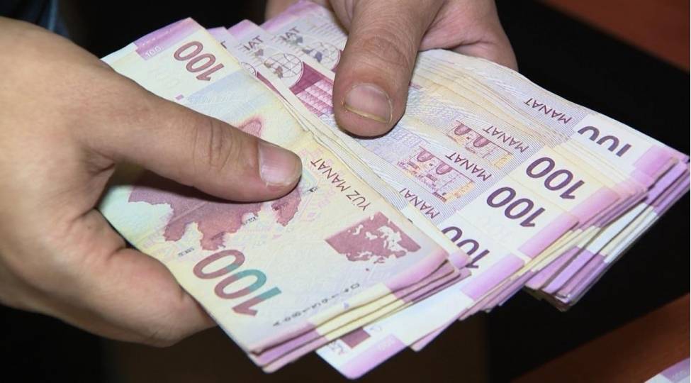 Rüşvət almaqda təqsirli bilinən xəstəxana direktoruna şərti cəza verildi