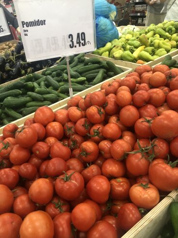 "Eşşək Bazarı"- nda 65 qəpiyə olan pomidor Bakıda necə 3-4 manat olur?- Market mafiyası oyundadır...
