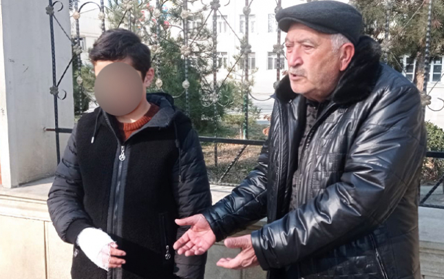 Gəncədə sinif rəhbəri şagirdi döyüb? - Açıqlama - FOTO