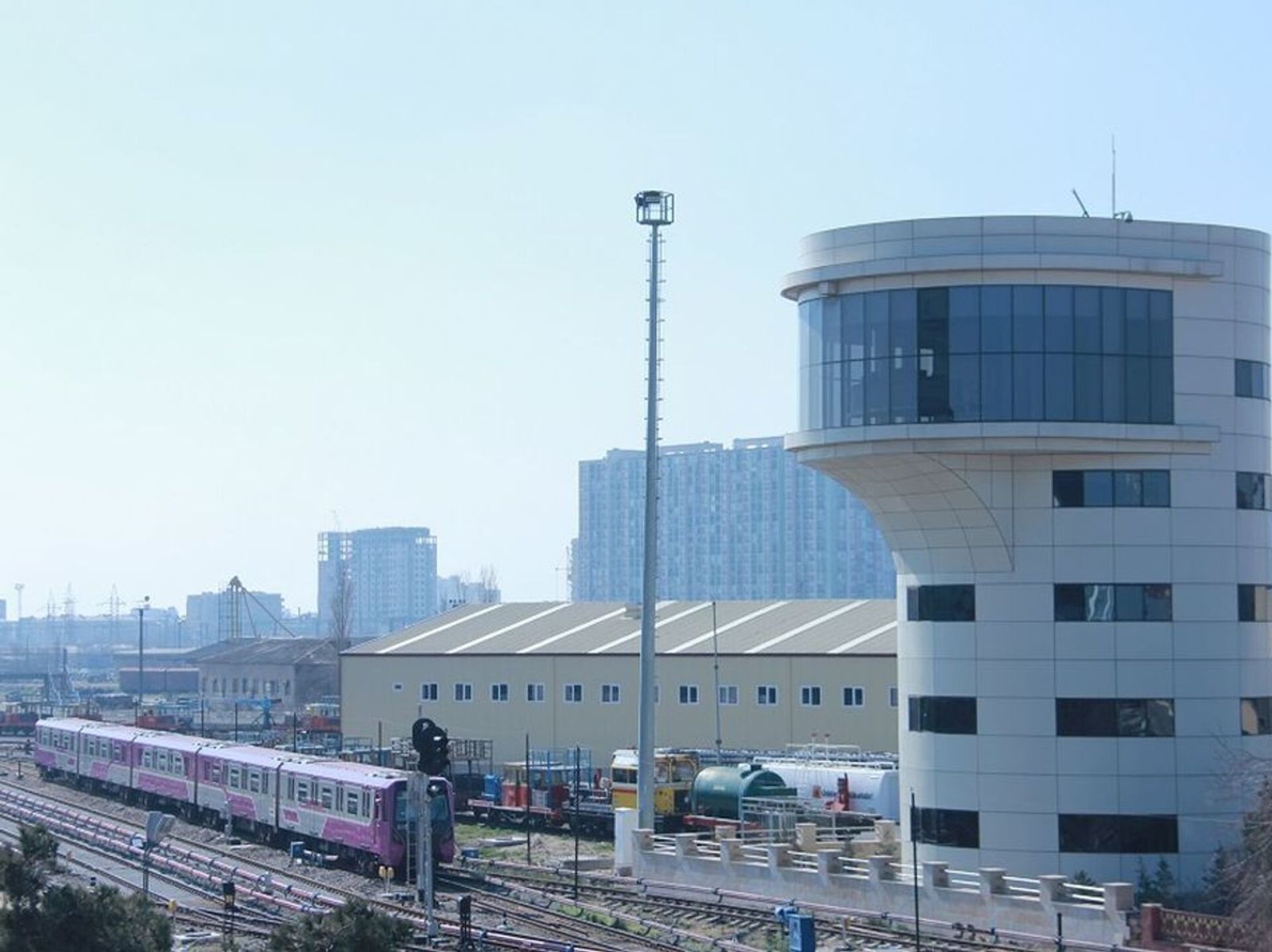 Təzə metro stansiyanın tikintisi DAYANDIRILDI
