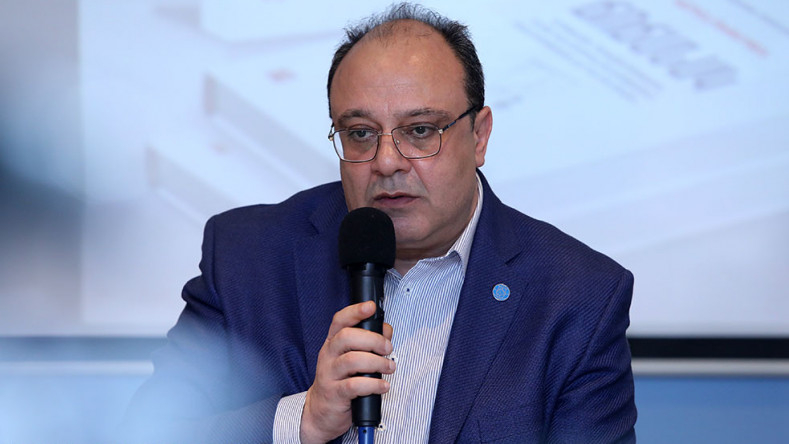Erməni politoloq: Ermənistan tərəfi üçün vacib olan məsələlər sülh sazişindən kənarda qalıb
