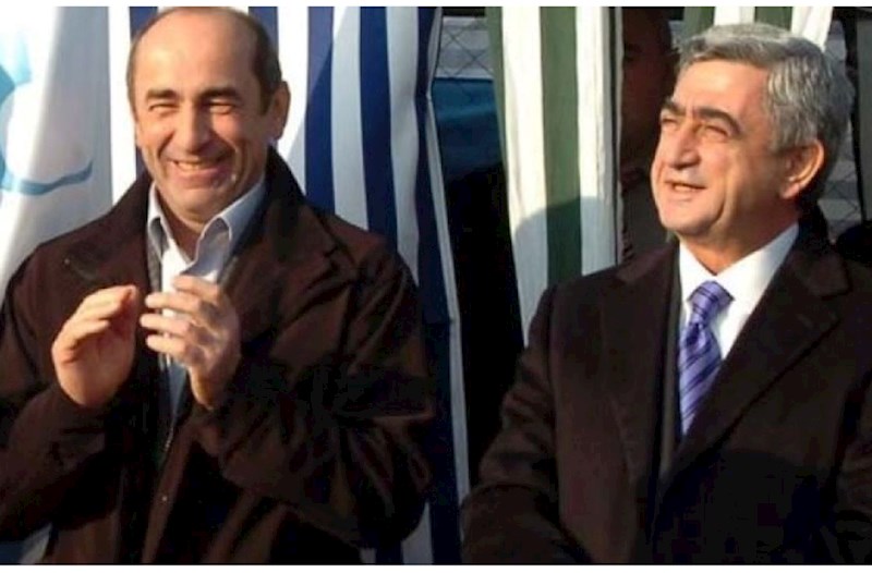 Politoloq: "Ermənistanda Köçəryan-Sarkisyan qruplaşması sülhə əngəl olur"