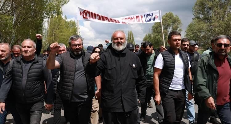 Qalstanyan Azərbaycanla sərhəddə mitinq keçirəcək