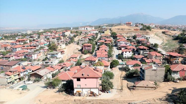 Xırdalanda evlər ucuzlaşdı: Mənzillər kütləvi şəkildə satışa çıxarılır - VİDEO