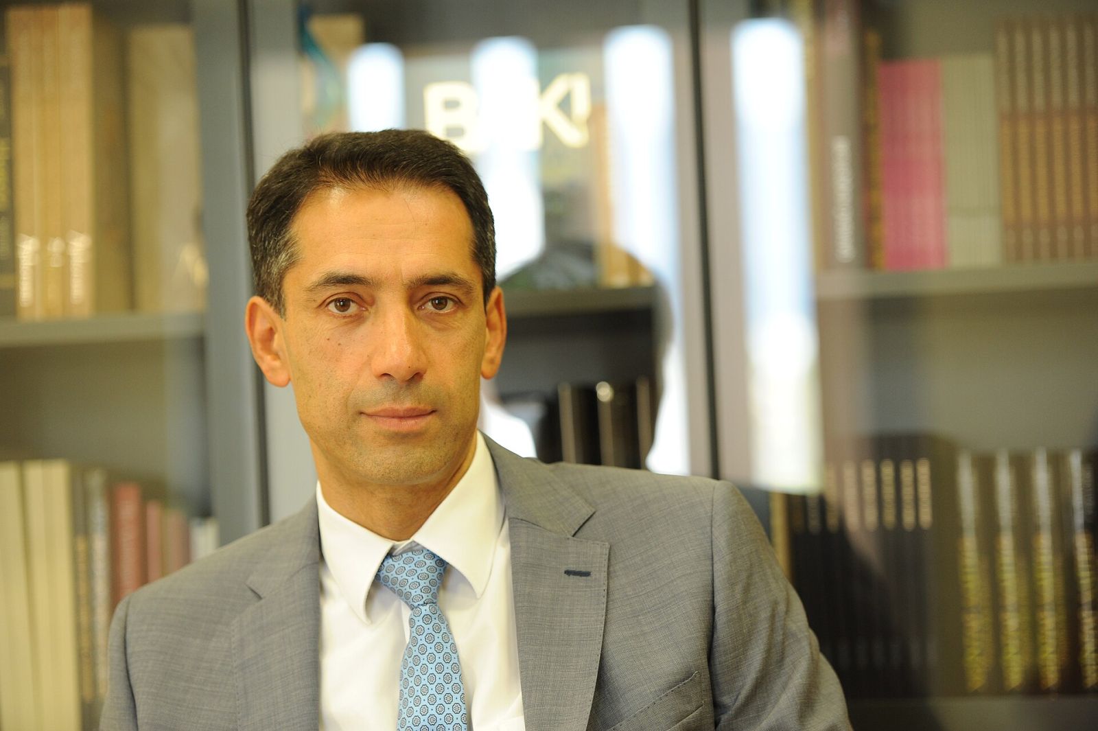 4 dil bilən, Krallıqdan Rusiyaya göndərilən Mustafayev kimdir? – DOSYE