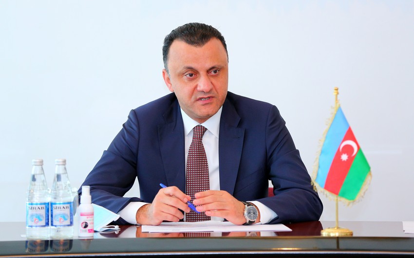 TƏBİB sədri saxta plastik cərrahlardan DANIŞDI