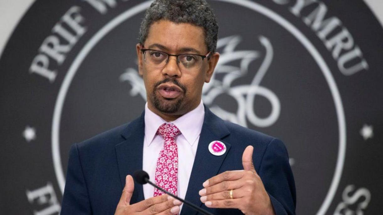 Uels hökumətinin başçısına qarşı etimadsızlıq bildirilib
