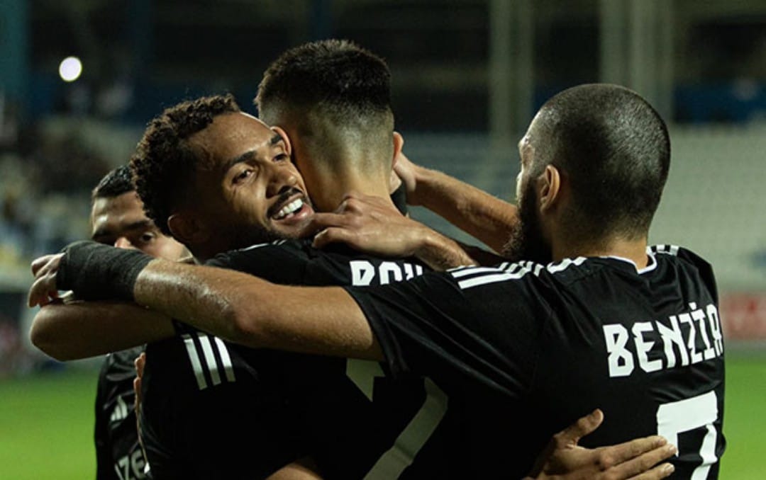 “Qarabağ”-“Linkoln” oyunu - Start heyətlər