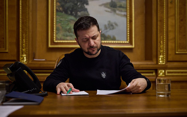 Zelenski həmin qanuna veto qoydu