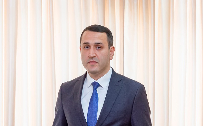 Yeyintisi ifşa olunan Samiq Sadıxov İŞÇİLƏRİN MAAŞINI KƏSİR... - "Maaşları kəsilməsini Hesablama Palatasının üstünə atırlar"