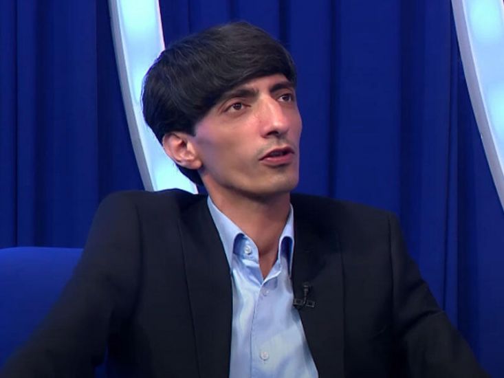 Deputat: "Səbzəli açıq-aşkar Baləliyə uduzur"