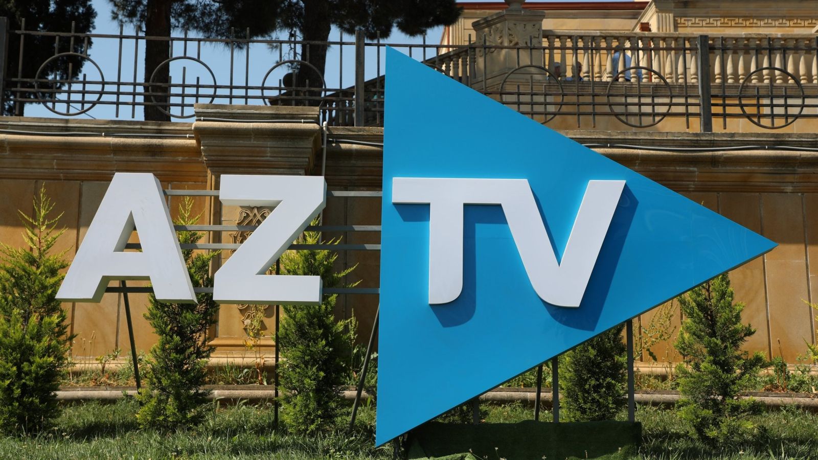 AzTV-nin yüksək vəzifəli şəxsi işindən ÇIXARILDI - FOTO  