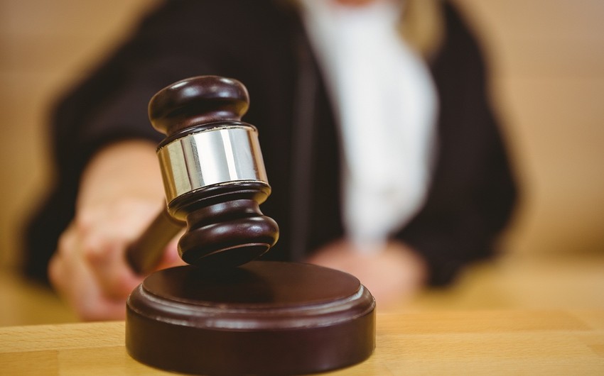 Məhkəmələrin və  hakimlərin adından istifadə  edən dələduzlara cinayət işi açıldı