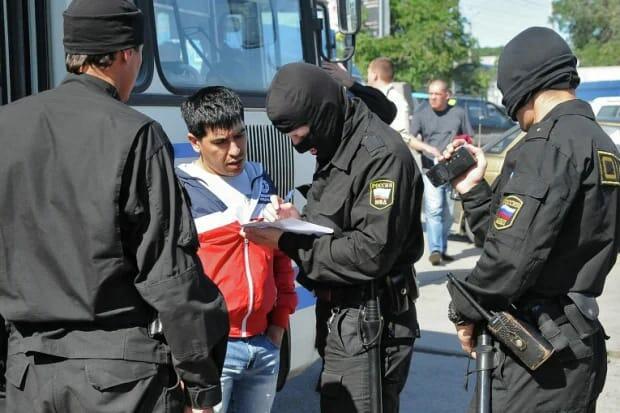 Rusiyaya bu yolla getmiş azərbaycanlılara BÖYÜK TƏHLÜKƏ: Əmlakları əllərindən alınacaq