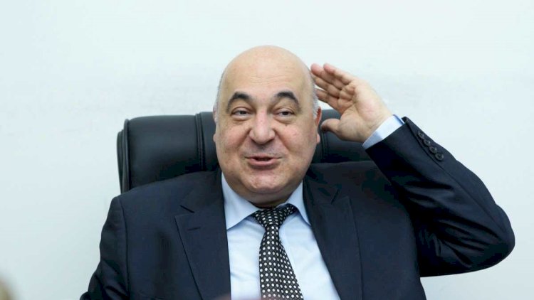 “Rus, fransız, türk dilində təhsil bağlansın! Axmaqlığın da bir dərəcəsi olmalıdır…”