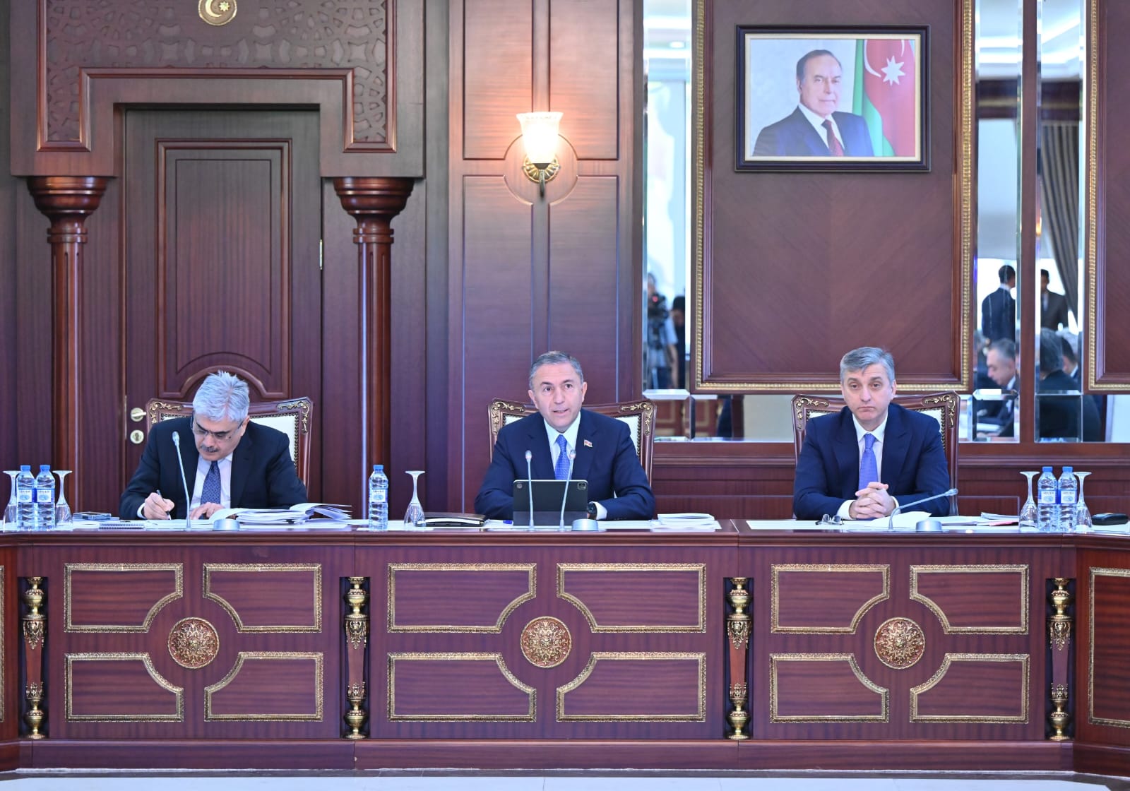 Komitələrin birgə iclasında İnsan alverinə qarşı mübarizə üzrə Milli Koordinatorun illik məlumatı dinlənilib