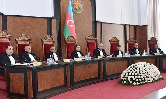 Prezidentin sorğusu: KM-in iclası başladı
