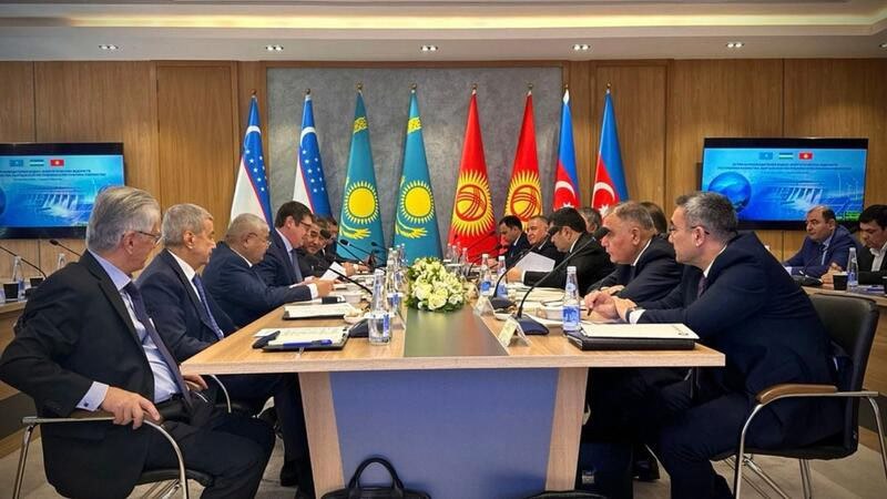 Azərbaycan Mərkəzi Asiyadan yeni enerji dəhlizi qurur