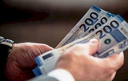 Bakıda 750 min manatlıq fırıldaq: Nazirliyin işçisini aldadaraq...
