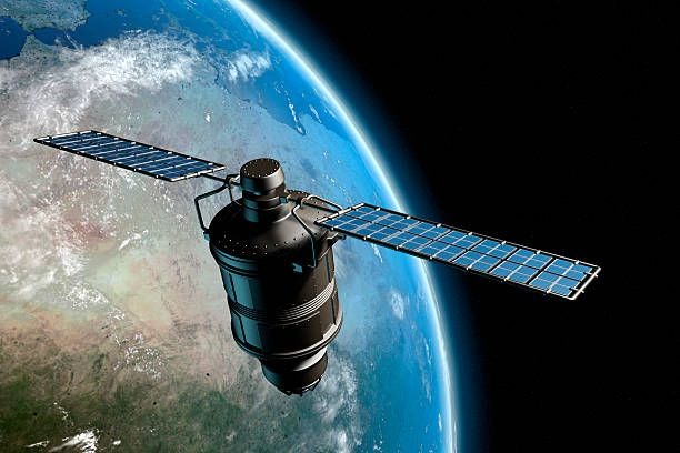 İran Rusiyadan kosmosa 2 peyk buraxacaq
