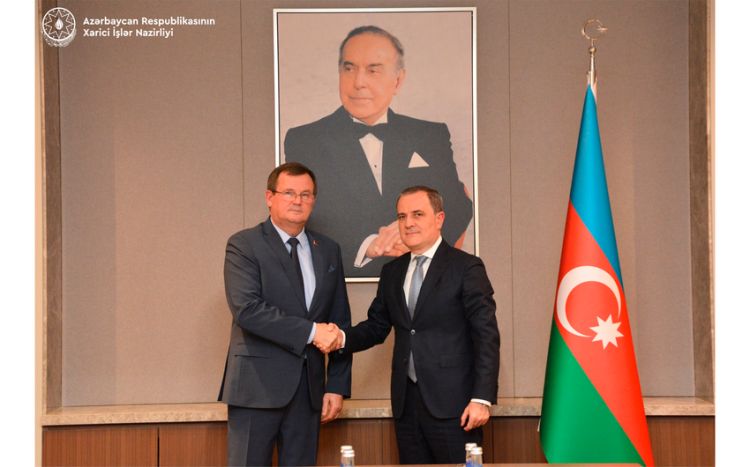 Ceyhun Bayramov Belarus səfirini qəbul ETDİ