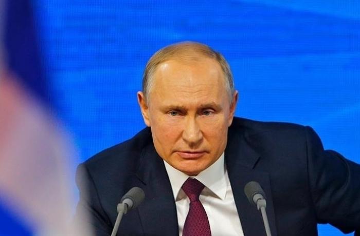 “Zelenskinin legitimliyi bitdi” – Putin