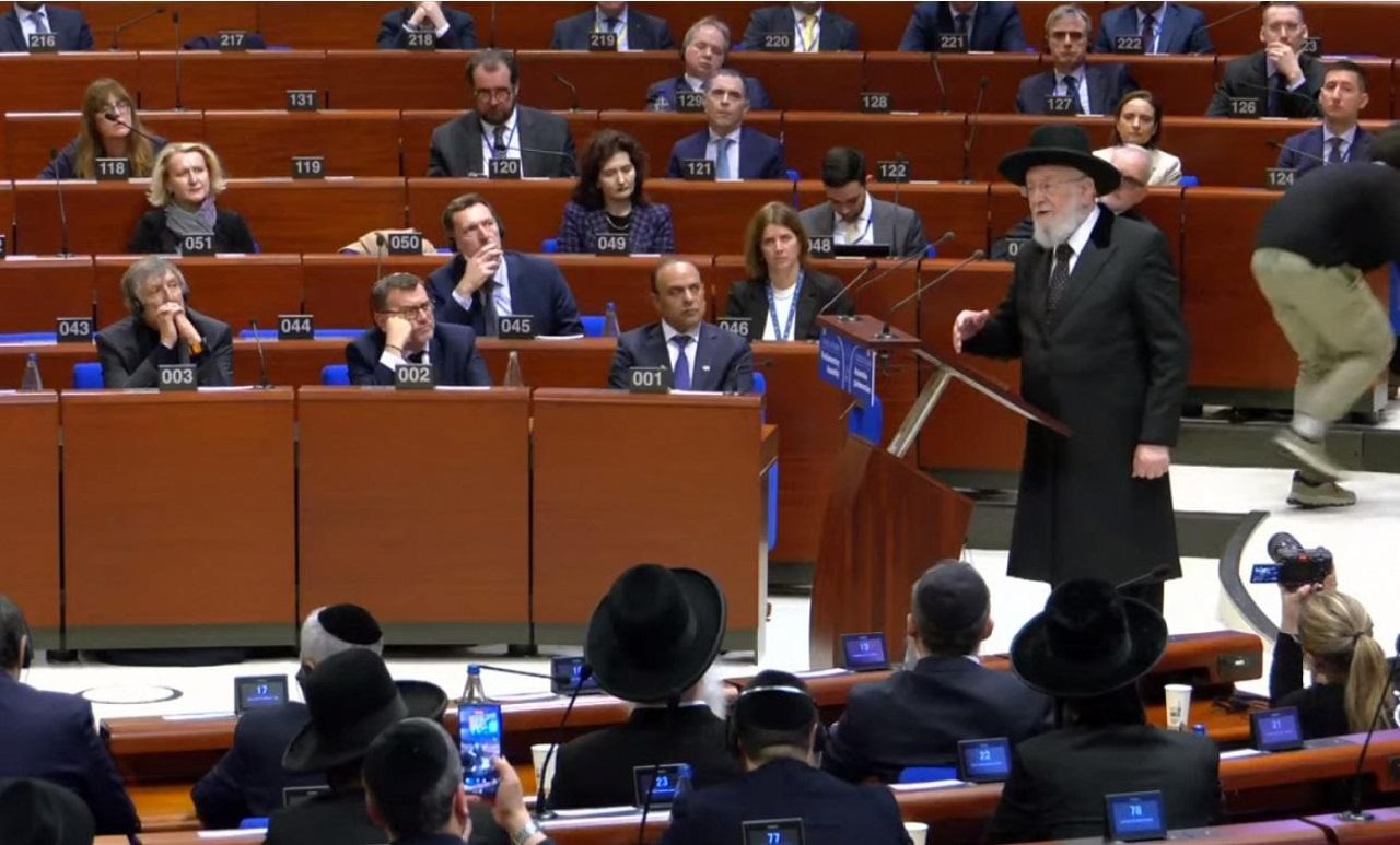 İsrailin keçmiş baş ravvini İsrail Meir: Holokost zamanı 55 mindən çox yəhudi Azərbaycana sığınıb