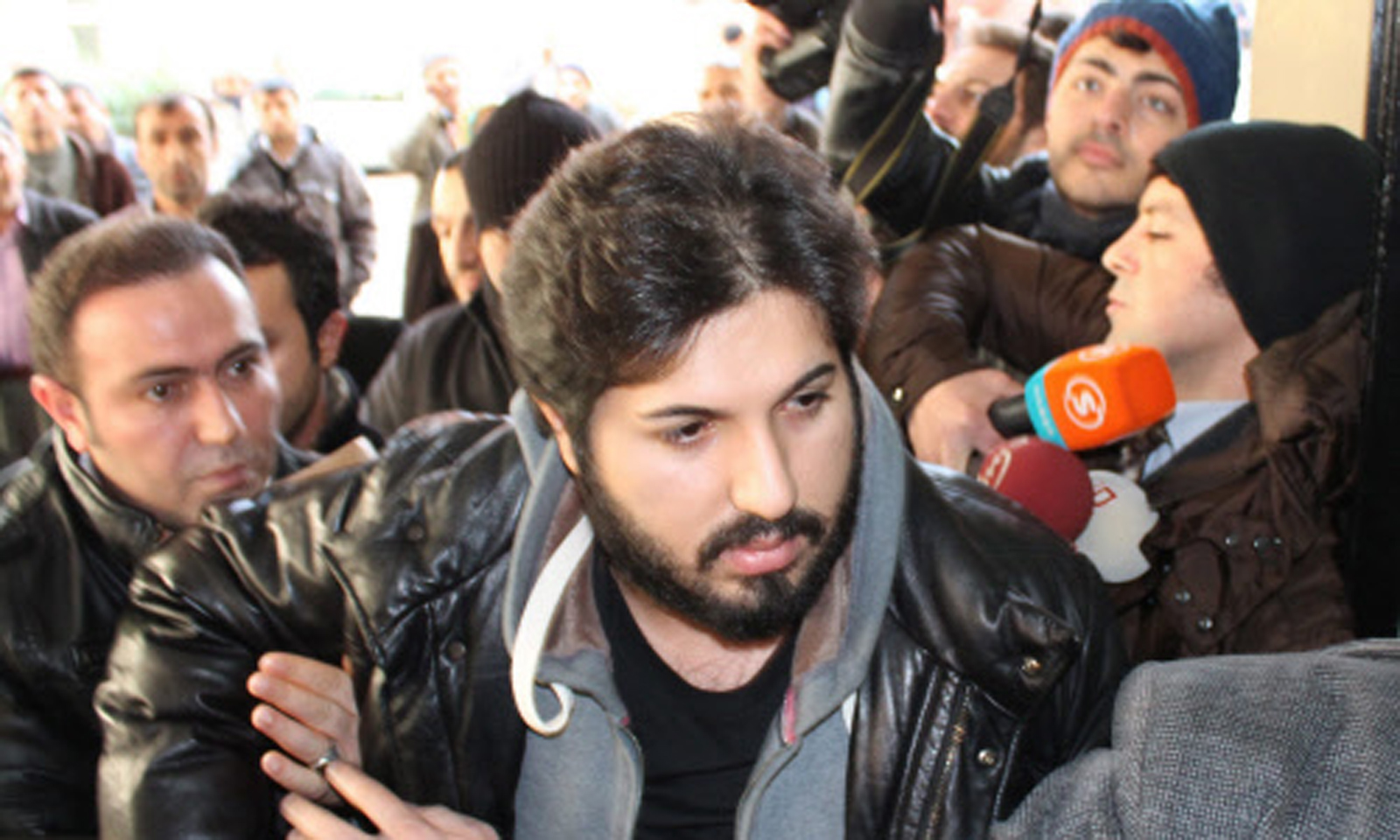 Zərrabın maşınını oğurlayan dəstə saxlanıldı