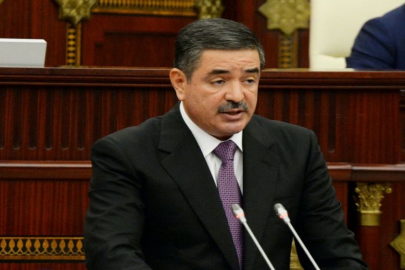 Seyfulla Əzimov Milli Məclisdə hesabat verir