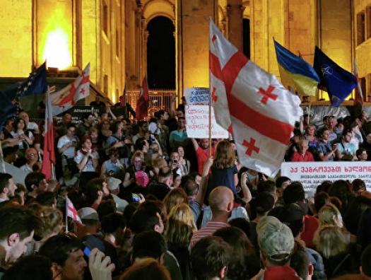 Qərb qorxur: Tiflisdə “Belarus ssenarisi”… - Gürcü ekspert