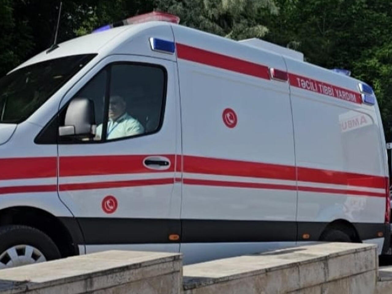 Azərbaycanda ağır qəza: 10 nəfər xəsarət aldı