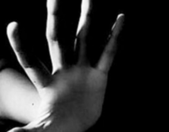 Bakıda peyda olan seksual manyak GÖRÜN KİM İMİŞ - Azyaşlı oğlanlarla ŞOK ƏMƏLLƏR...