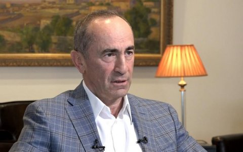 “Müharibədə dəqiq vuran raketlər onların deyildi” - Robert Köçəryan rus silahlarını pislədi