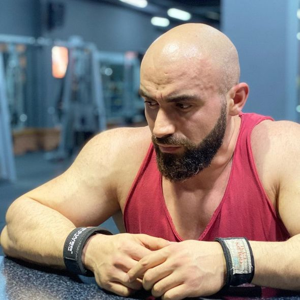 Bakıda fitness məşqçisi zalda ölü tapıldı - FOTO