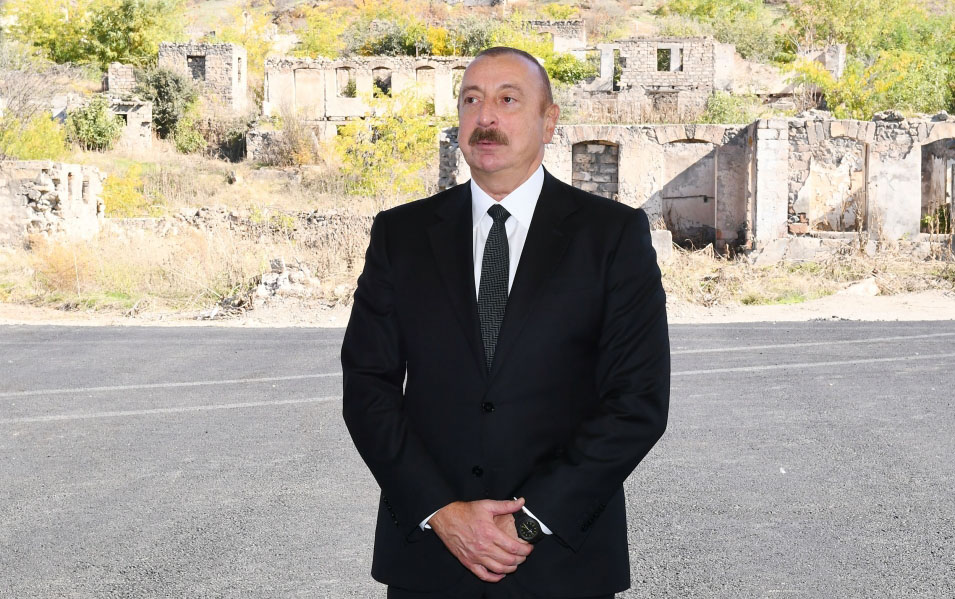 “Şəhidlərimizin adı məktəblərə veriləcək”