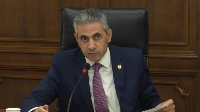 “Paşinyanı Füzuli hava limanının açılış mərasiminə dəvət etməmək kobudluğun əsl təzahürüdür” - Qazaryan