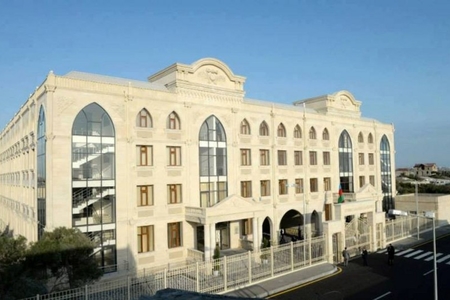 Bakıda daha bir məktəb distant tədrisə keçib