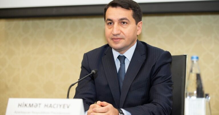 Hikmət Hacıyev: "Ermənistan geniş əraziləri susuz qoymuşdu"