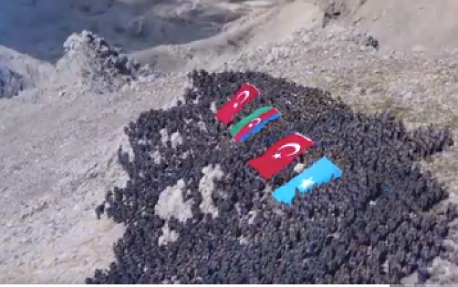 Türkiyədə 3000 komando şəhidlərimizi yad etdi - VİDEO