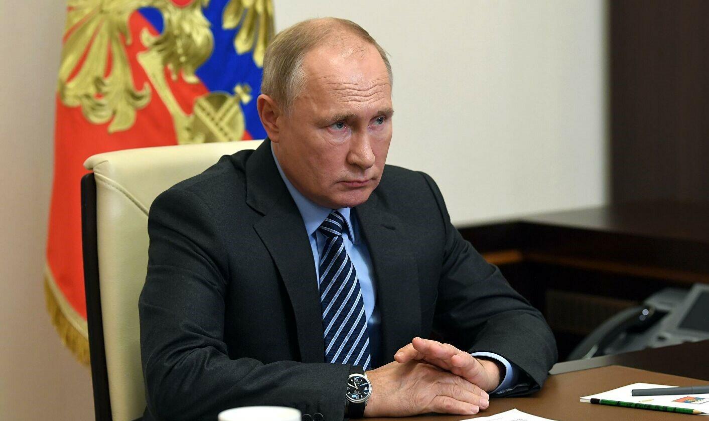Putin: “Taliban”ı tanımağa tələsməməliyik”