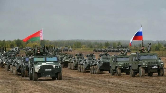 Belarus öz təhlükəsizliyinin təminatına Rusiyanı cəlb eləməyə hazırdır