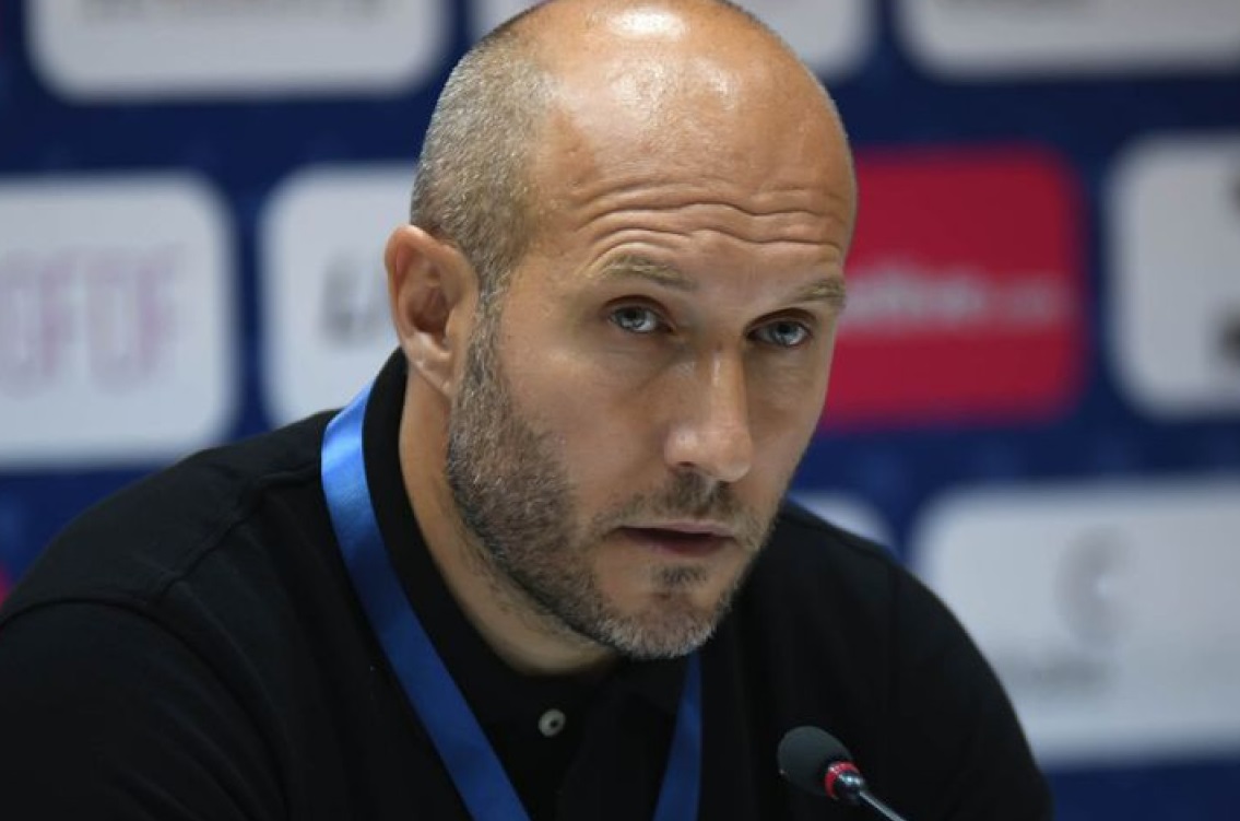 "Neftçi" xaricdən FUTBOLÇU ALIR