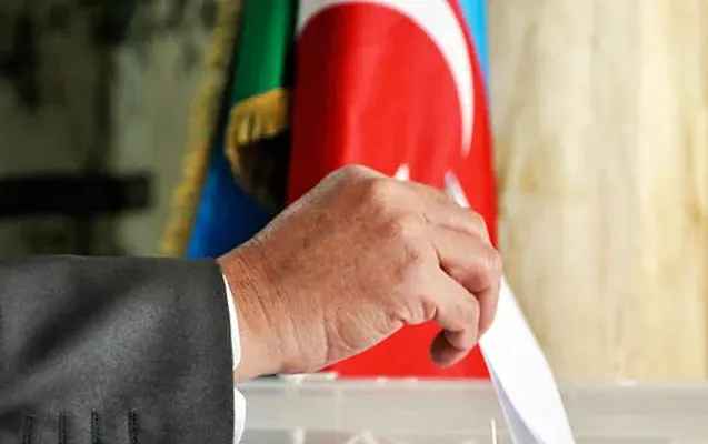 AZƏRBAYCAN KONSTİTUSİYA REFERENDUMUNA GEDİR – Naxçıvanın statusu dəyişdirilir, icra hakimiyyətləri ləğv olunur...