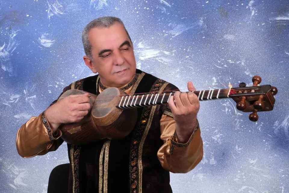 Xalq artistindən SƏRT İRAD: “Aparıcı da onların səviyyəsindədir” – VİDEO