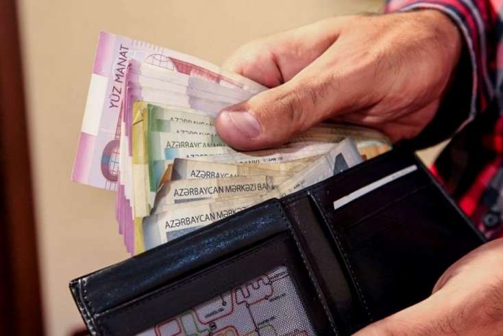 Bu halda işçiyə maaşın 1,7 misli ödənilir